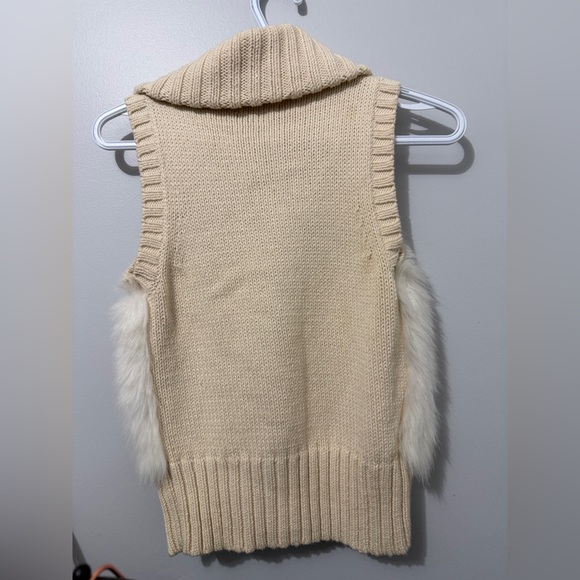 GAP Cozy Cream Kids Vest Large (10) - Picture 4 of 5